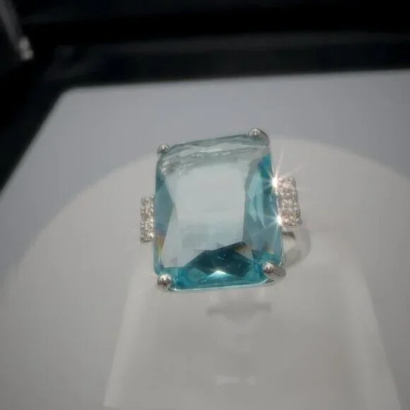 Aquamarine CZ Silver Tone Cocktail Ring Size 6 to 10 - Picture 3 of 11